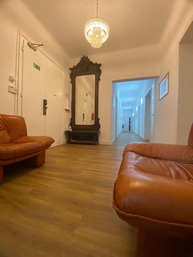 Rooms Miklosiceva Любляна Екстериор снимка