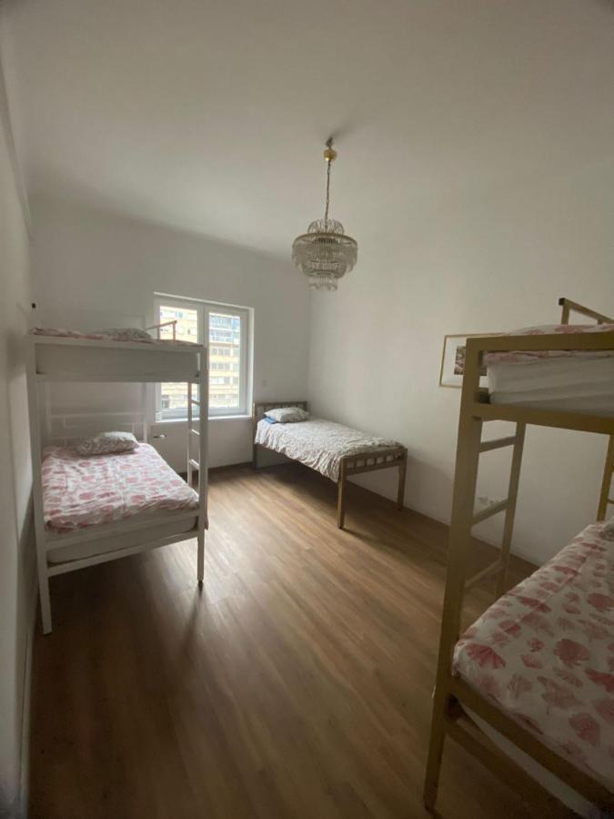 Rooms Miklosiceva Любляна Екстериор снимка