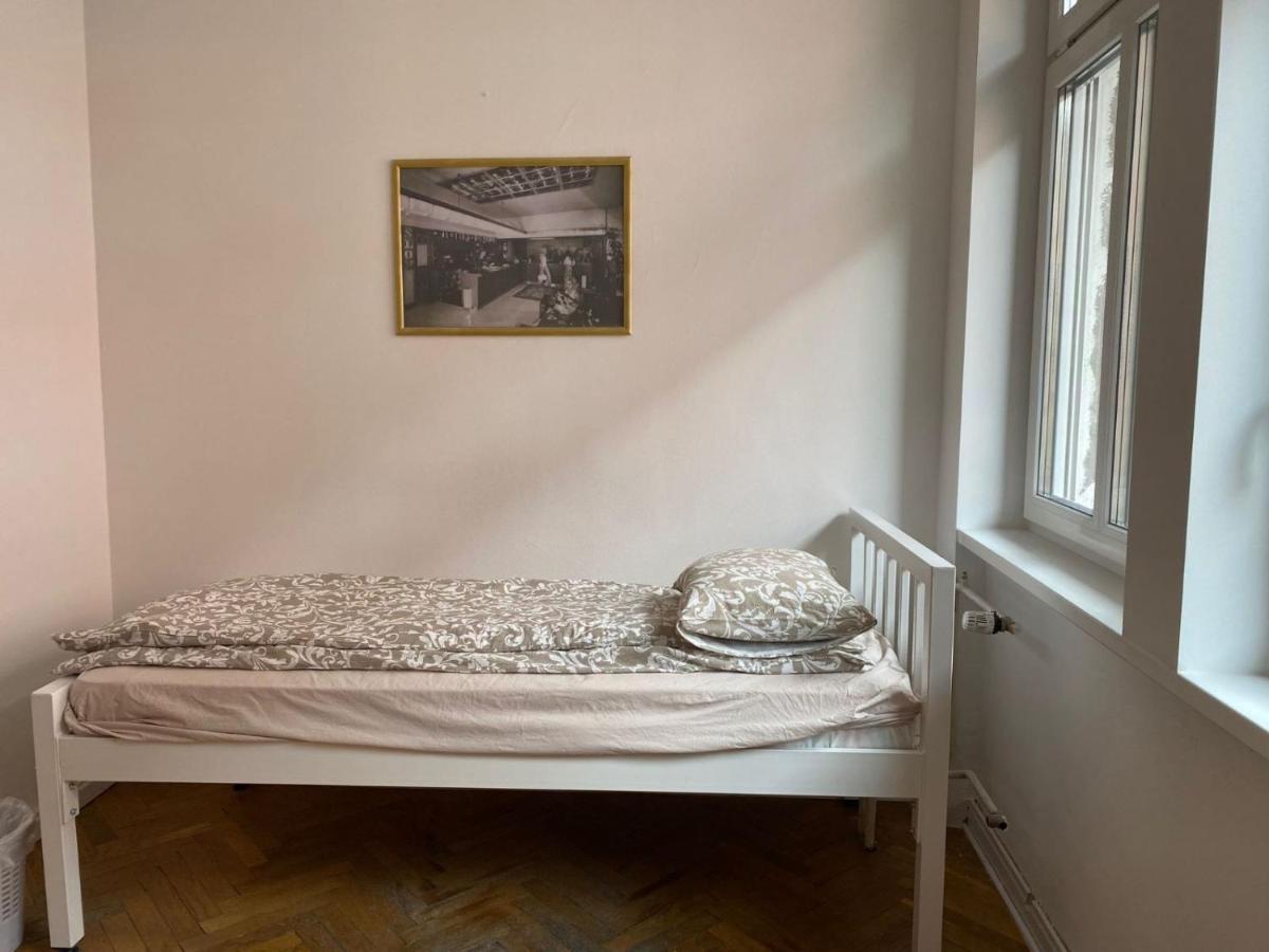 Rooms Miklosiceva Любляна Екстериор снимка
