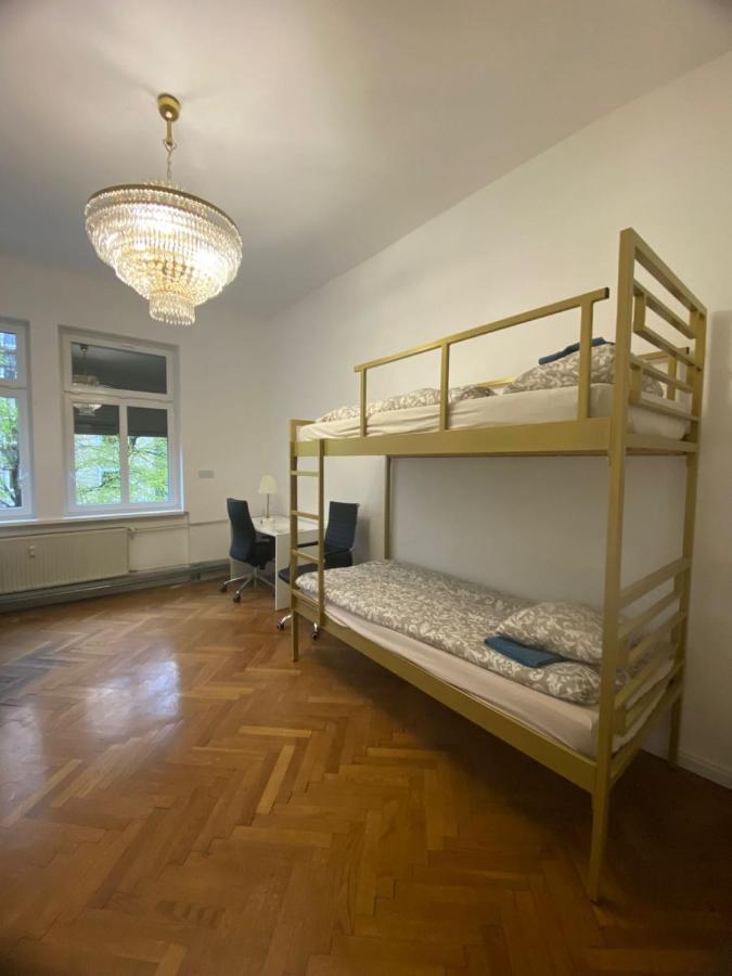 Rooms Miklosiceva Любляна Екстериор снимка