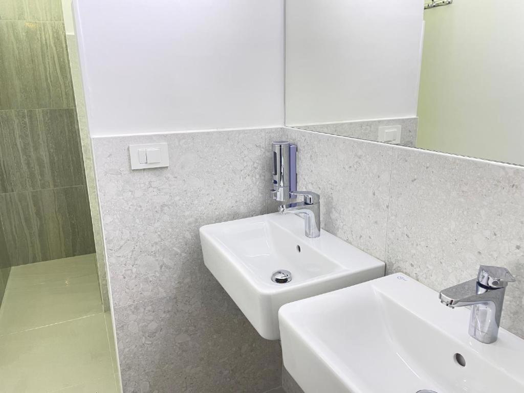 Rooms Miklosiceva Любляна Екстериор снимка