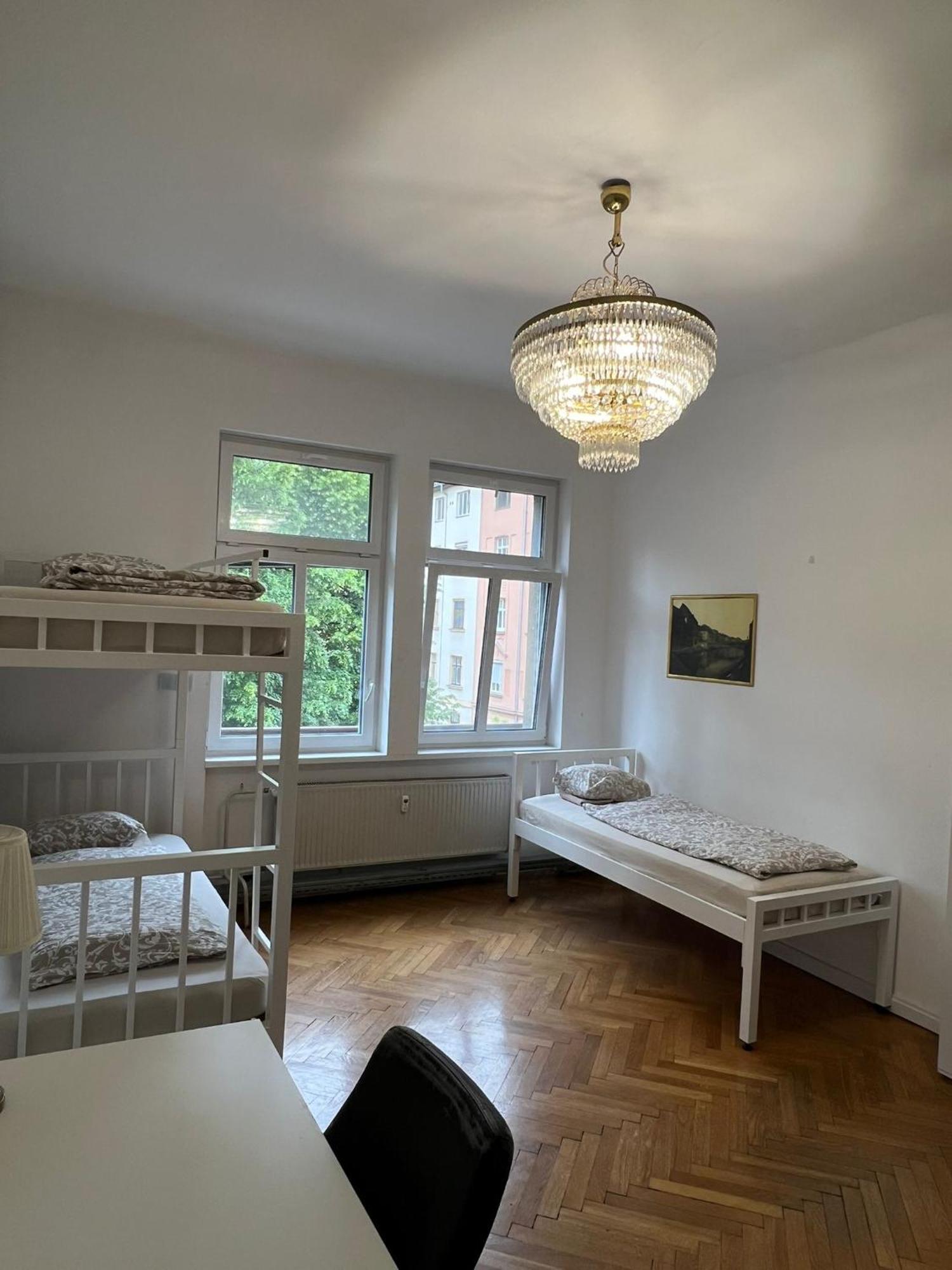 Rooms Miklosiceva Любляна Екстериор снимка